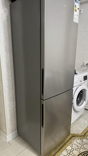 mini refrigerator: Холодильник KEG KD310R, серебристый, с нижней морозильной камерой — 1