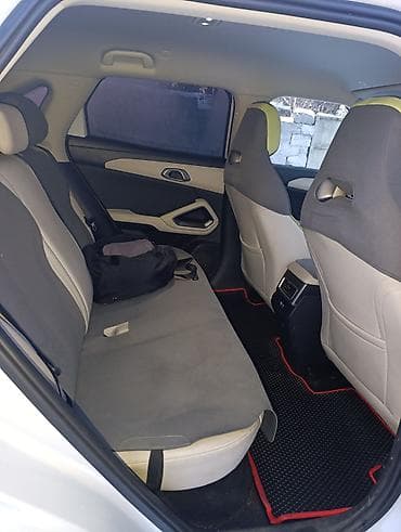 gbt dc: BYD Yuan Up: 2025 г., 2.5 л, Электромобиль, Кроссовер — 3