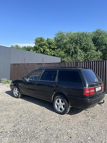 sprinter bazar: Volkswagen Passat Variant: 1994 г., 2 л, Механика, Бензин, Универсал — 5