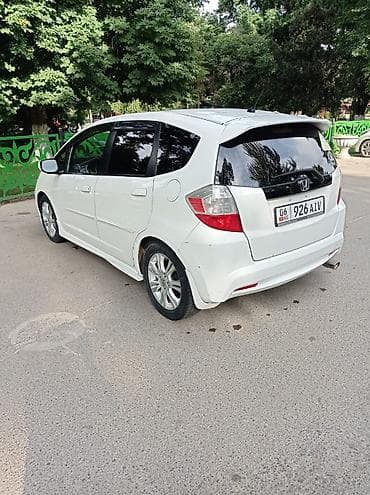 авто в кыргызстане цена: Honda Fit: 2011 г., 1.5 л, Автомат, Бензин — 2