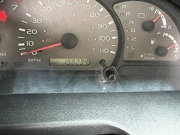 lend cruizer: Toyota Sequoia: 2001 г., 4.7 л, Автомат, Газ, Внедорожник — 8