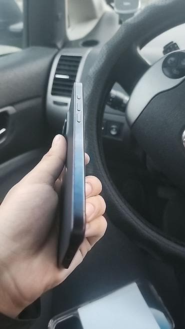 ultra wide: IPhone 15 Pro, Blue Titanium — 3