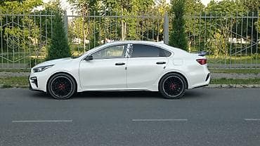 химия авто: Срочно срочно срочно срочно продаю kia k3 комплектация GT Спортивный — 1