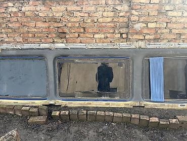 форточка пластиковая: Боковые панели с остеклением для микроавтобуса/кемпера - Комплект — 6