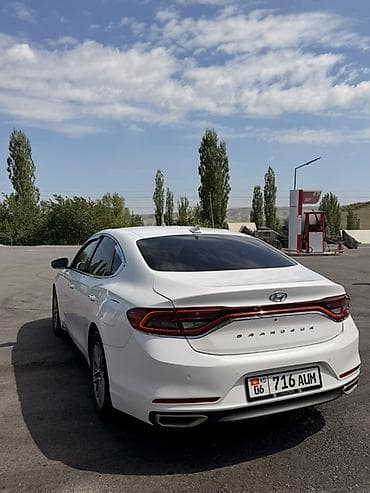 hyundai solaris i: Hyundai Grandeur: 2019 г., 3 л, Автомат, Бензин, Фастбек — 9