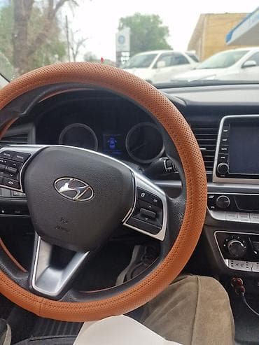 2020: Hyundai Sonata: 2021 г., Седан — 1