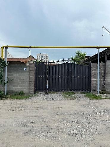 Продается 3 х дом саманный Коммуникации все центральные Участок 4.5