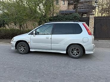 пассаж: Mitsubishi Chariot: 2000 г., 2 л, Автомат, Бензин, Минивэн — 5