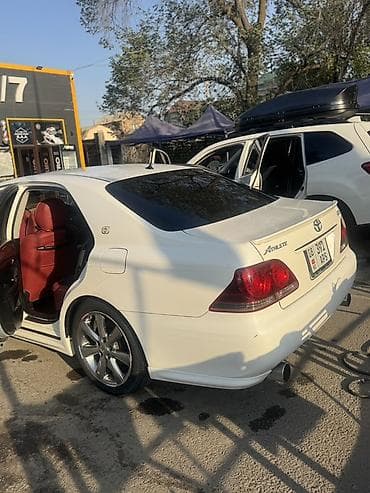 yuan plus byd: Toyota Crown: 2004 г., Автомат, Бензин, Седан — 4