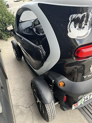 мото мапеь: Renault Twizy: 2019 г., Автомат, Электромобиль — 4