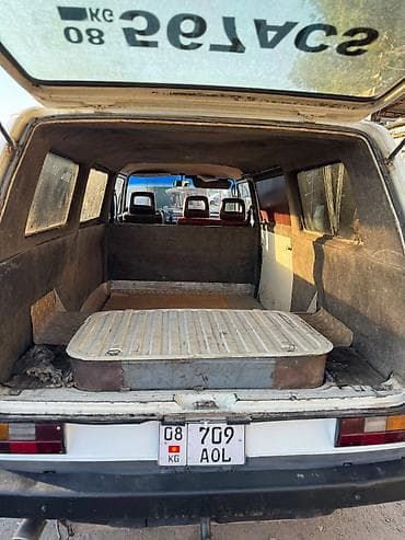 Volkswagen Transporter: 2026 г., 1.8 л, Механика, Бензин, Фургон — 9