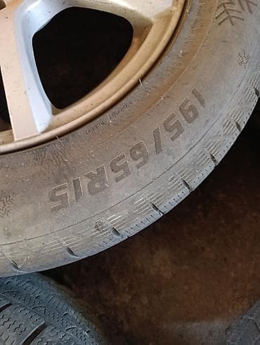 продаю набор ключей: Колеса в сборе 195 / 65 / R 15, Зима, Б/у, Комплект, Литые, отверстий - 5 — 3