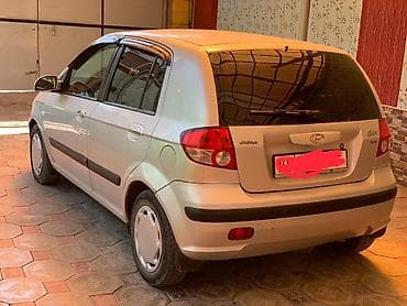 бюджетные авто: Продаётся автомобиль (хэтчбек/минивэн) с просторным и практичным — 7