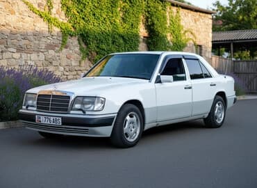 Mercedes-Benz : 1989 г., 2 л, Механика, Бензиновая, Седан