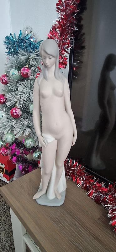 красотки мужские: Lladro Статуэтка 48 см без деффектов известной испанской фирмы — 1