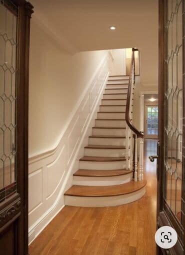 Изготовление и установка деревяных лестниц Реставрация По российской