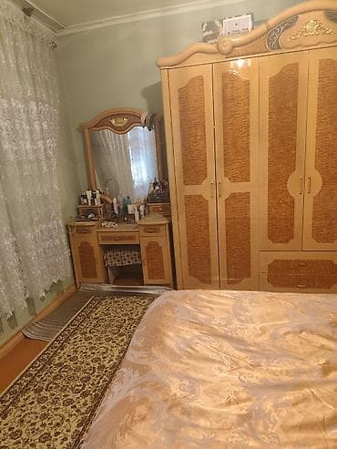 кровать двуспальная новая: Спальный гарнитур, Б/у, Двуспальная кровать, Шкаф, Трюмо, Белоруссия, Платная доставка, цвет - Золотой — 1