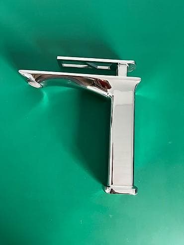 Смеситель для умывальника, высокий, однорычажный - Материал: латунь at lalafo.kg Смеситель для умывальника, высокий, однорычажный - Материал: латунь