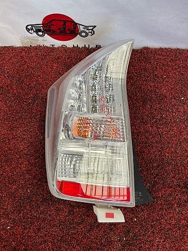 step: Задний левый стоп-сигнал Toyota 2009 г., Б/у, Оригинал, Япония — 1