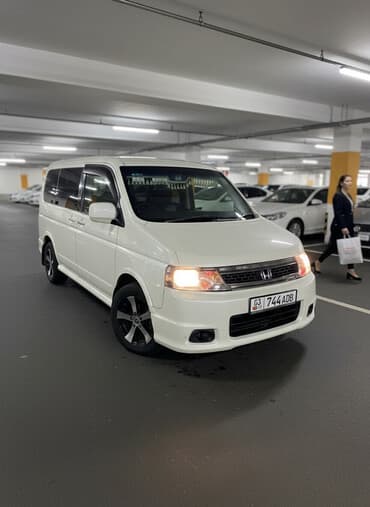 step: Honda Stepwgn: 2004 г., 2.4 л, Автомат, Бензин, Минивэн — 3