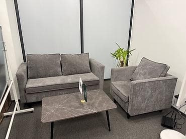 sofa bed: Комплект мягкой мебели в современном стиле: двухместный диван и — 1