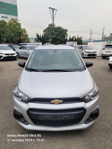 купить авто в рассрочку без первоначального взноса без банка: Chevrolet Spark: 2016 г., 0.1 л, Автомат, Бензиновая, Хэтчбэк — 1