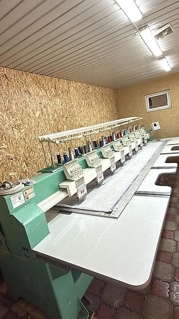 Продаю или меняю на машину Промышленная многоигольная вышивальная