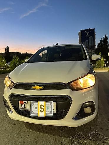 Транспорт: Chevrolet Spark: 2016 г., 1 л, Вариатор, Бензин, Хэтчбэк — 4