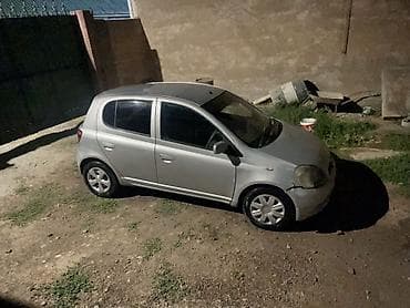 Toyota Vitz: 2001 г., 1 л, Автомат, Бензин, Хэтчбэк