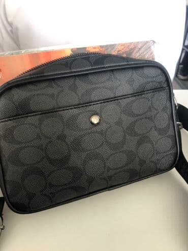 сумка органайзер для документов: Сумка-кроссбоди в темно‑сером/черном тоне с фирменным монограммным — 1