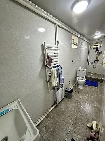 86: Продаётся дом в районе Кызыл-Аскер 📍 Адрес: Ильменский переулок, 🏡 — 8