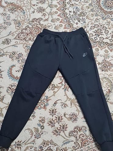 Байпактар жана ич кийимдер: Эркектердин спорттук костюму, M, Nike, Колдонулган, түсү - Кара, Өзү алып кетүү — 3