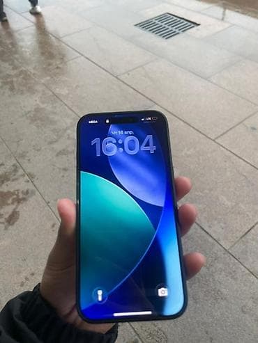 aphone 12: IPhone 16, Б/у, 128 ГБ, Графит, Зарядное устройство, Чехол — 2