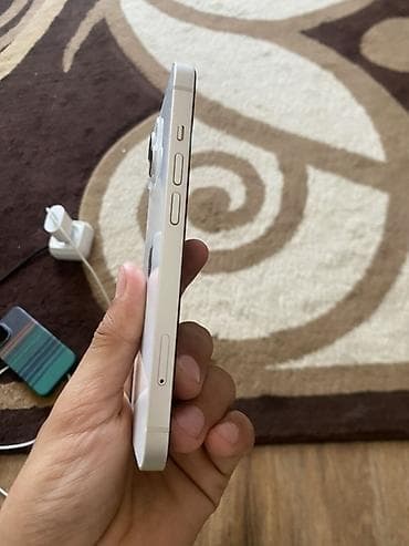 наушники для айфон проводные: IPhone 13, 128 ГБ, белый Омен есть. Все родные экранда трешина жок — 9