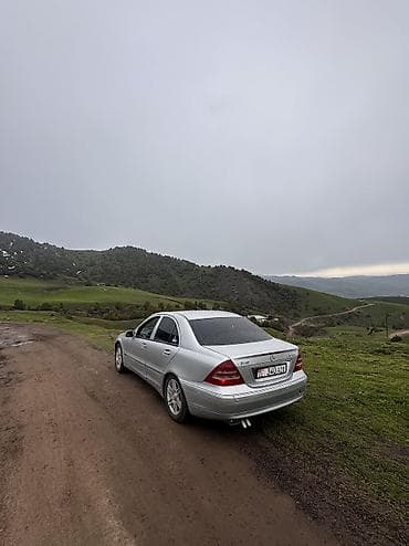 Mercedes-Benz C-Class: 2000 г., 2 л, Автомат, Газ, Седан — 2