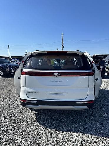 ауди q7 2009: Kia Carnival: 2021 г., 2.2 л, Автомат, Дизель, Минивэн — 3