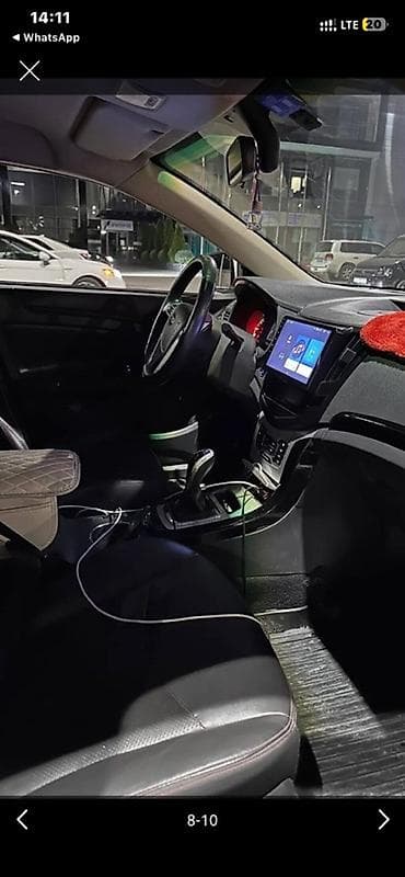 byd e5 цена: BYD E5: 2017 г., Седан — 10