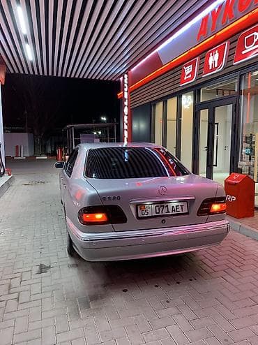 sprinter classic: Mercedes-Benz E-Class: 2001 г., 3.2 л, Автомат, Газ, Седан — 3