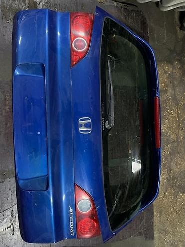 crv 2: Крышка багажника Honda, Б/у, Оригинал — 1