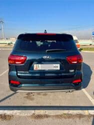 крышка багажника ист: Kia Sorento: 2018 г., 2 л, Автомат, Дизель, Кроссовер — 7