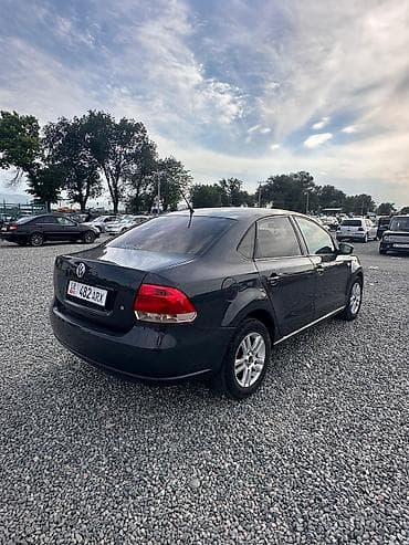 машина авди: Volkswagen Polo: 2013 г., 1.6 л, Автомат, Бензин, Седан — 7