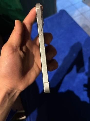 galaxy fold 3: IPhone 13, Б/у, 256 ГБ, Белый — 2