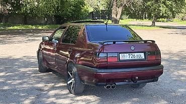 mersedes e320: Volkswagen Vento: 1993 г., Седан — 4