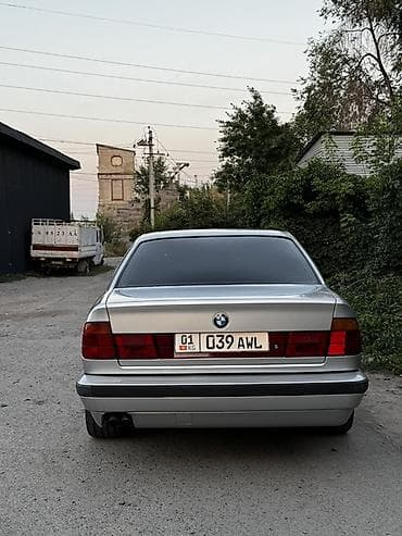 bud e9: BMW 5 series: 1992 г., 2.5 л, Механика, Бензин, Седан — 4