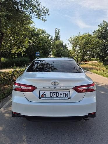авто выхлоп: Toyota Camry: 2018 г., 2.5 л, Автомат, Бензин, Седан — 7