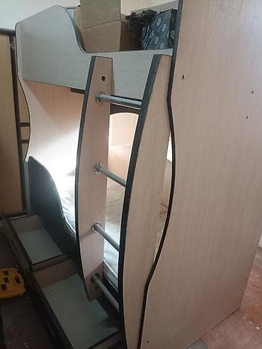 Парты: Двухъярусная детская кровать, ЛДСП, цвет - Коричневый — 2