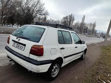 волга новый: Volkswagen Golf: 1993 г., 1.6 л, Ручные, Газ — 6