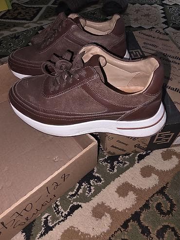 Босоножки, сандалии, шлепанцы: Мужские кроссовки/кеды повседневные. - Цвет: коричневый (комбинация — 1