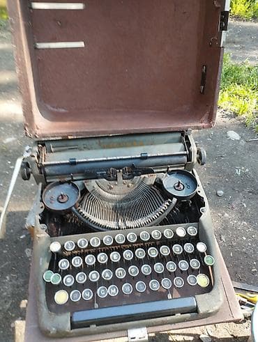 ваза для уветов: Подборка винтажных предметов для интерьера и коллекции: - Напольная — 5