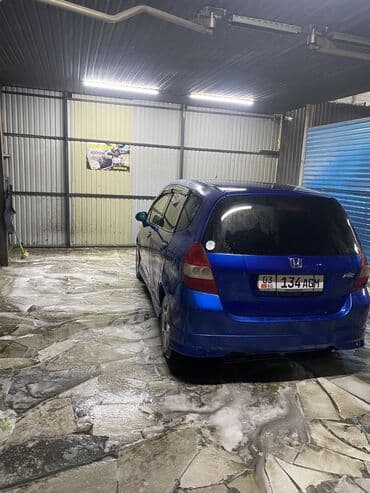 авто с последующим выкупом бишкек фит: Honda Fit: 2003 г., 1.3 л, Автомат, Бензиновая, Хэтчбэк — 3